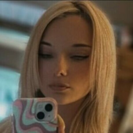 Kelly Lyn model art image