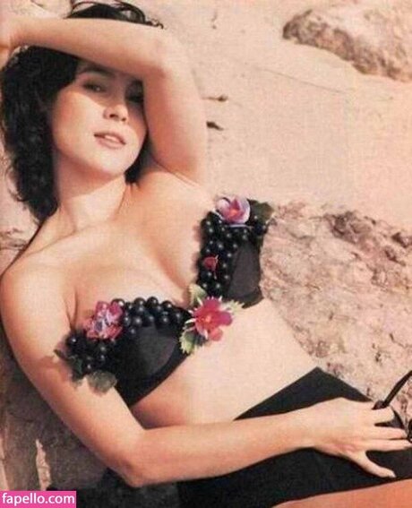Jennifer Tilly pornstar top image