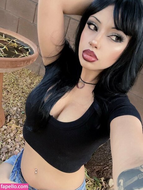 Liz Alexa hot actress images