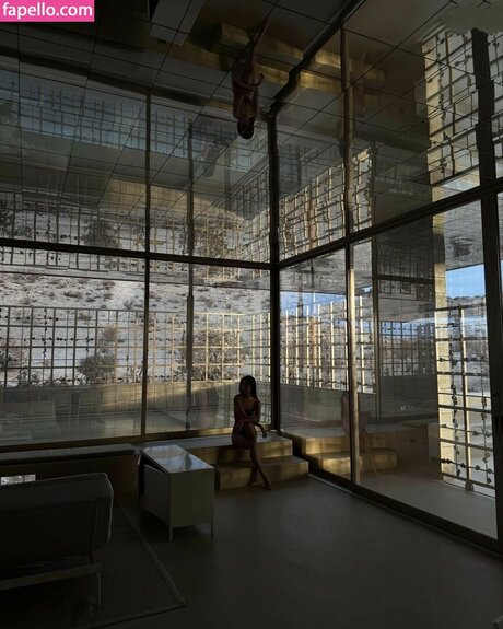 Nina Urgell Cloquell top star archive