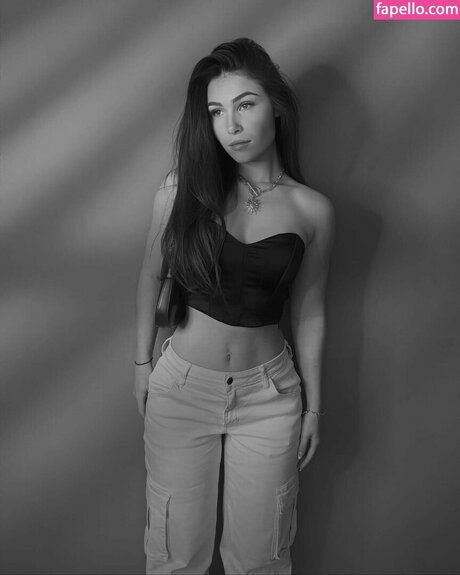 Tslanaxoxo beautiful model images