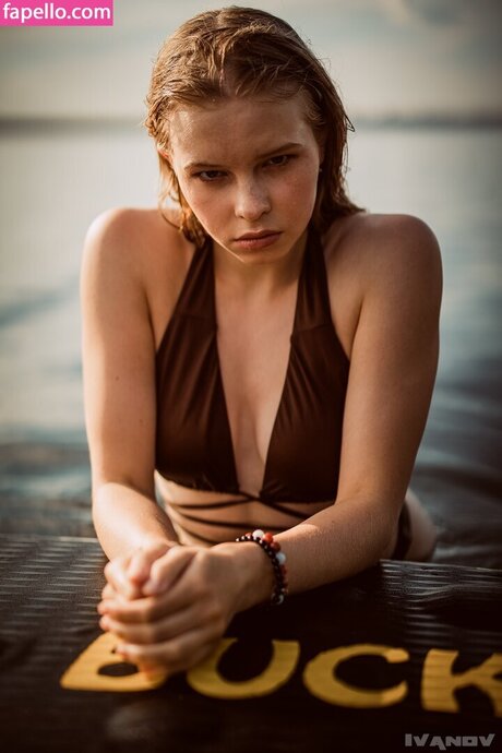 Eva Lee Model pornstar top gallery