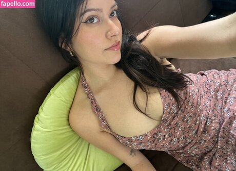 aygela pornstar nude pic