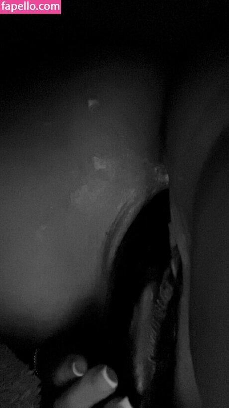 billiej x pornstar nude photo