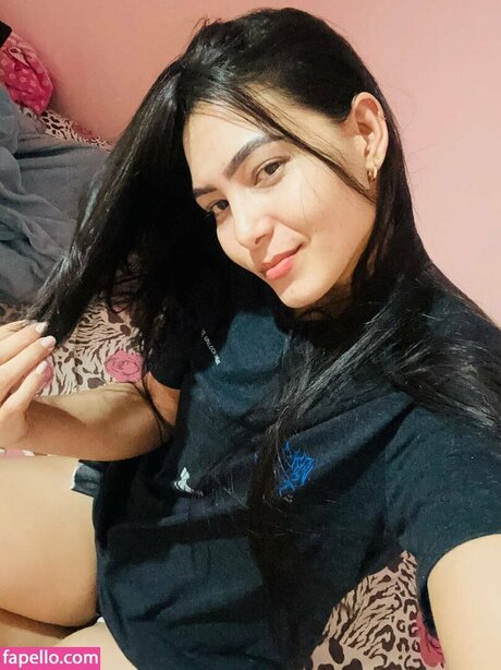 Thais Aruna top pornstar photos