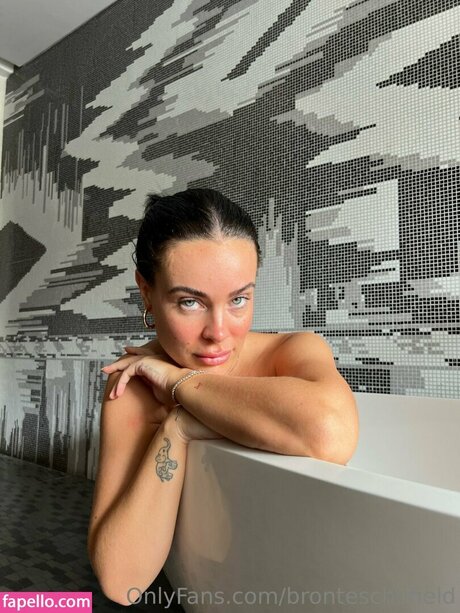 blowjob threesome onlyfans sexy pictures