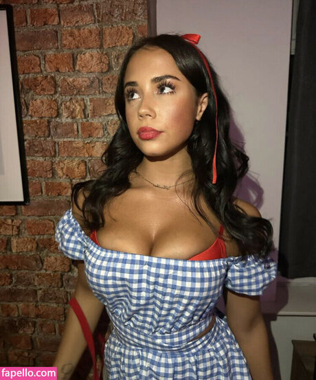 Heather Bowling actress img