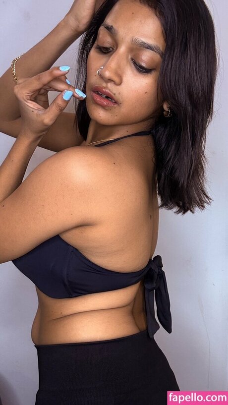 Lavanya Manickam porn model img