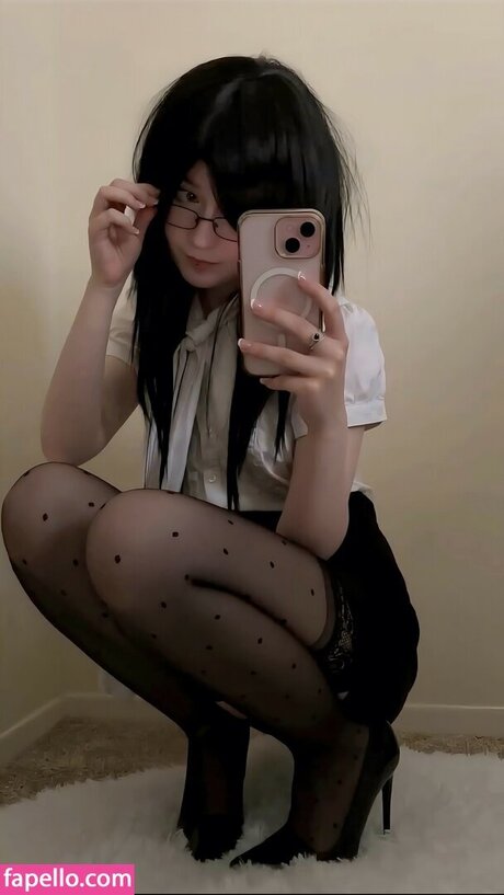 EliseRenee model sexy image