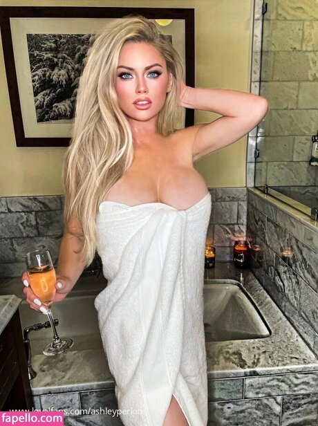 Ashleyperkins high quality pornstar pictures