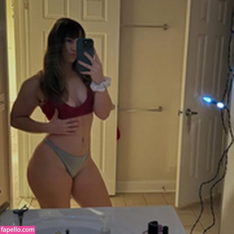 zennlife pretty model images