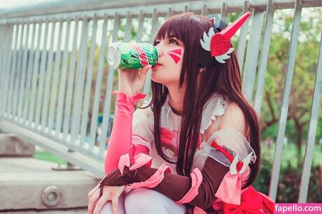 Lilyshibe pretty model photo