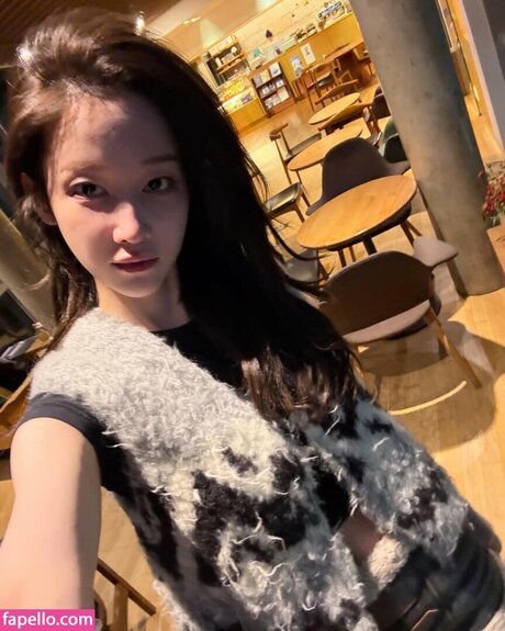 Jeon Jong seo pretty actress img