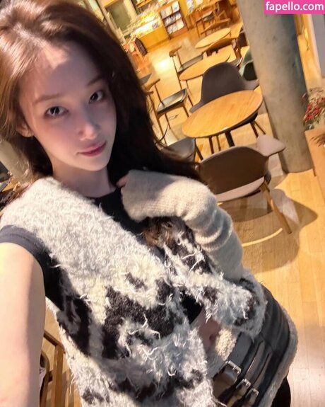 Jeon Jong seo star sexy img