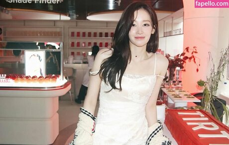 Jeon Jong seo sexy pornstar pics