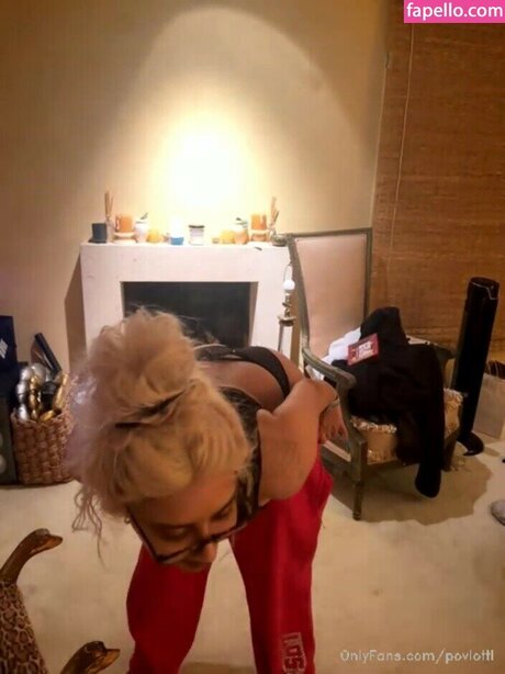 Ally Lotti model free photo