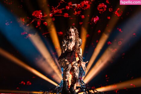 Angelina Mango sexy pornstar photos