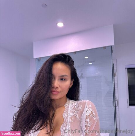 DaphneJoy Profile pic