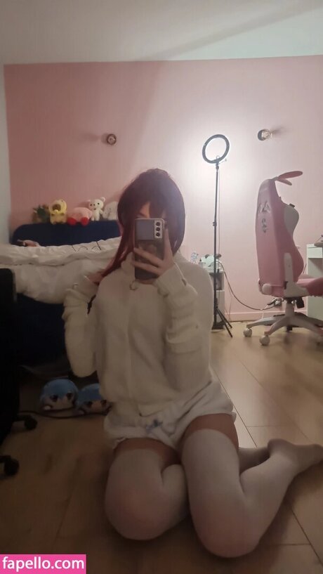 leikyu free star photo