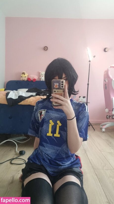 leikyu pornstar hot images