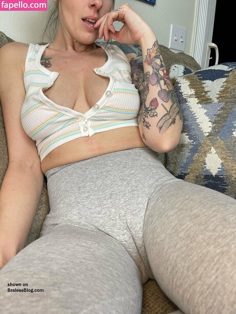 iamskylerxo art model pics