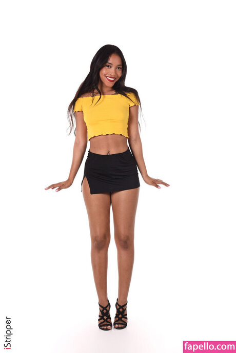 Little Ray pornstar perfect pic