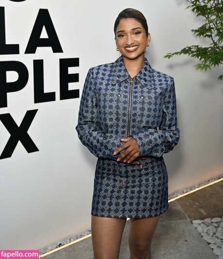 black squirt onlyfans hot naked pics