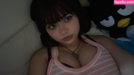 derepurin adult actress galleries