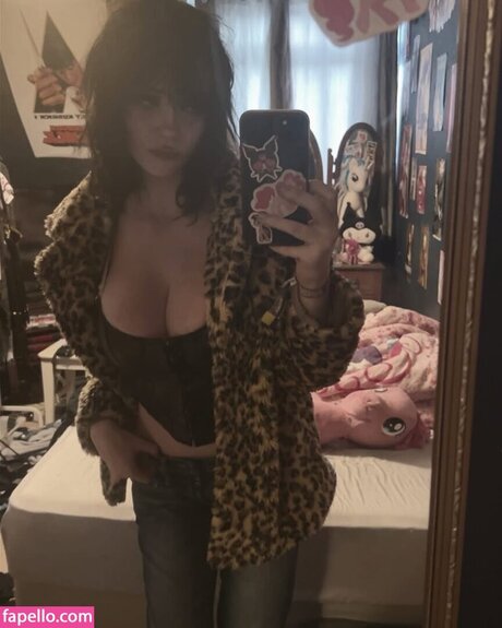 pixilers model sexy pictures