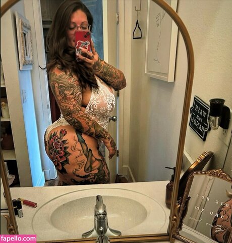 jimi22red nude actress images