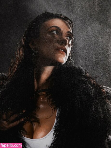 maghla_ pornographic model pics