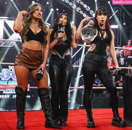 Fallon Henley model pornographic img