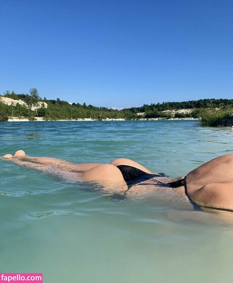 Marie Watson perfect model pictures