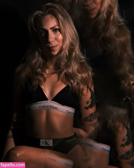 Marie Watson pornographic model image