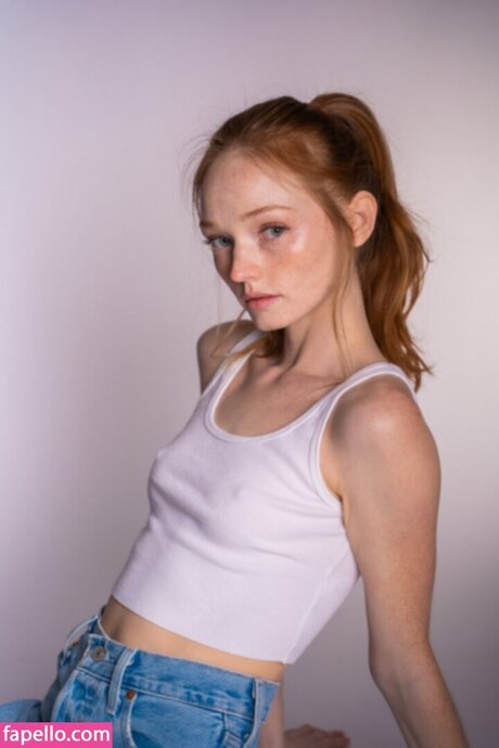 Samantha Cormier pornographic model picture