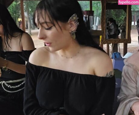 Juliakins star hd gallery