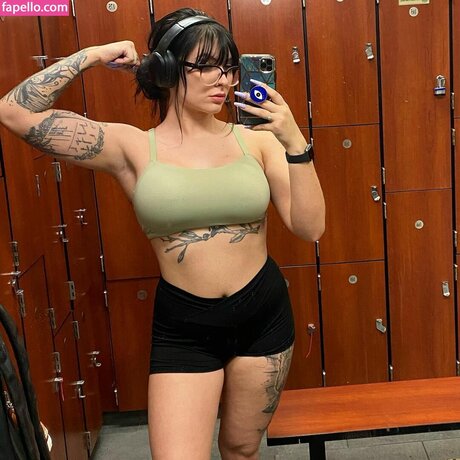 Juliakins pornographic actress picture