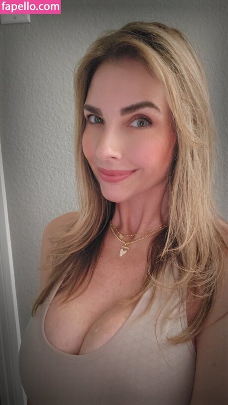 brookielane pornstar hd photos