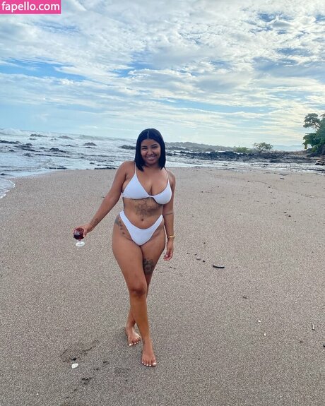 Melanie Noelia sex actress img