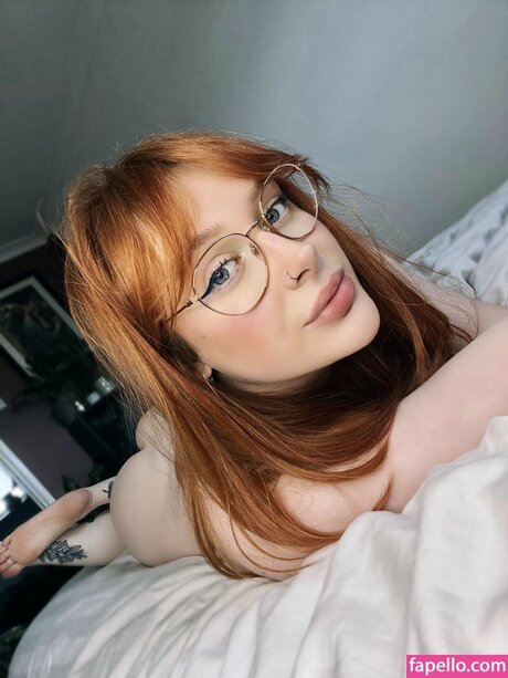 faefeet127 pornstar nudes pic