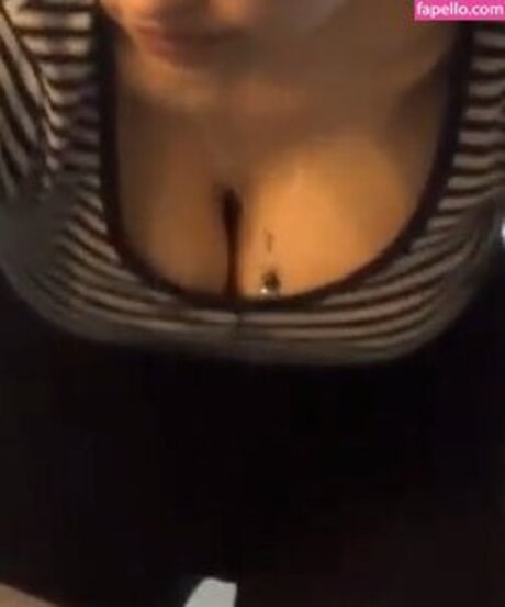 Kybeleniz model porn pic