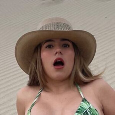 Kim Estrada star nudes photos