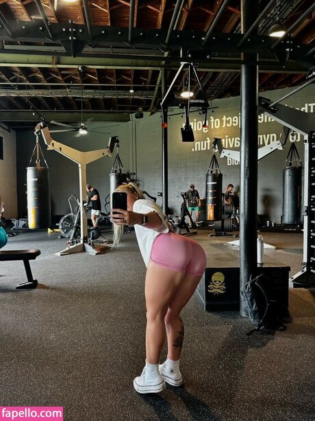 Alilangert sex star photo