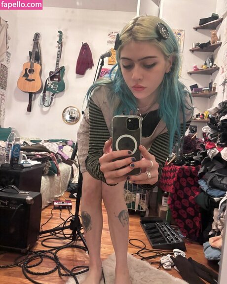 wormsheriff perfect actress galleries