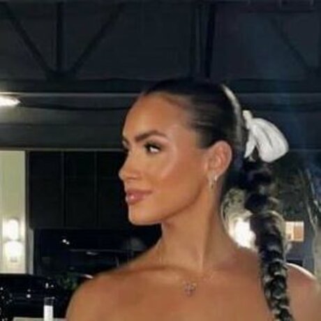 Ariana Barrett model porn img