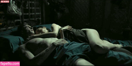 Cara Gee model sex images