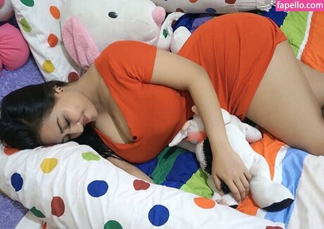 Niez ka hot actress galleries