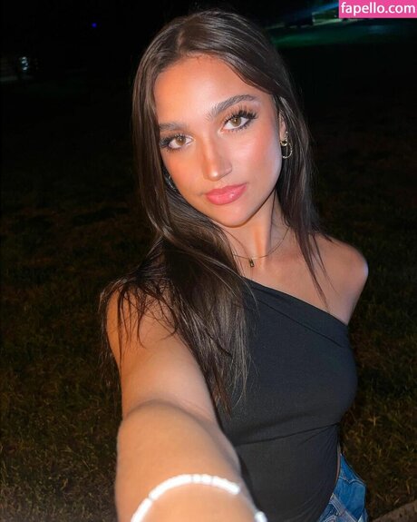 Katie Thompson perfect star picture