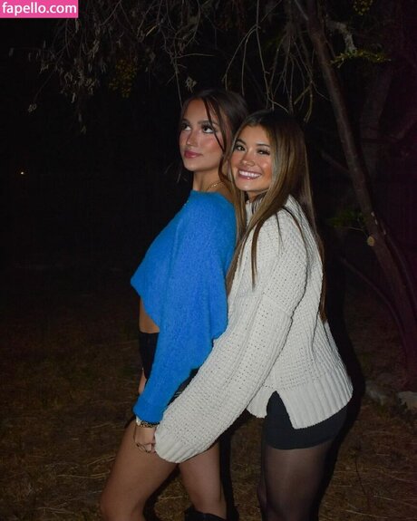 Katie Thompson sex model photo