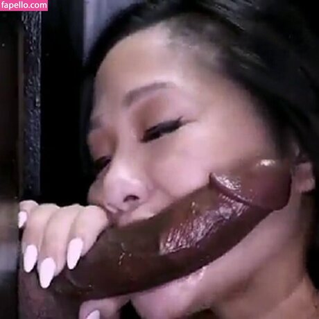 busty ebony onlyfans beautiful naked images